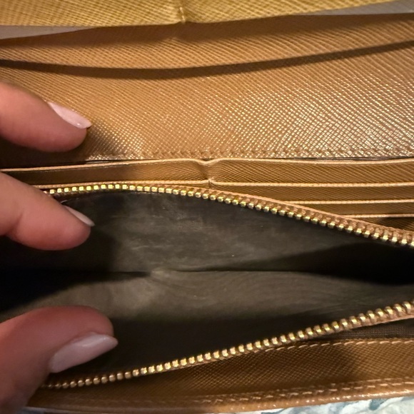 Prada Safiano multicolor cream wallet - Picture 4 of 13